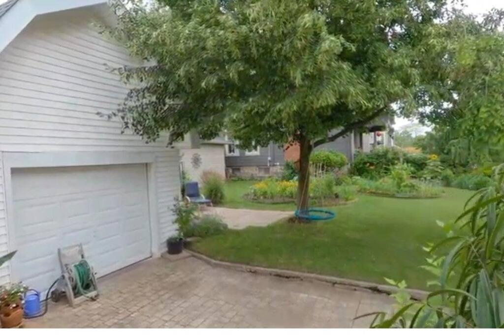 Garden 2 Storey House 나이아가라 폭포 외부 사진
