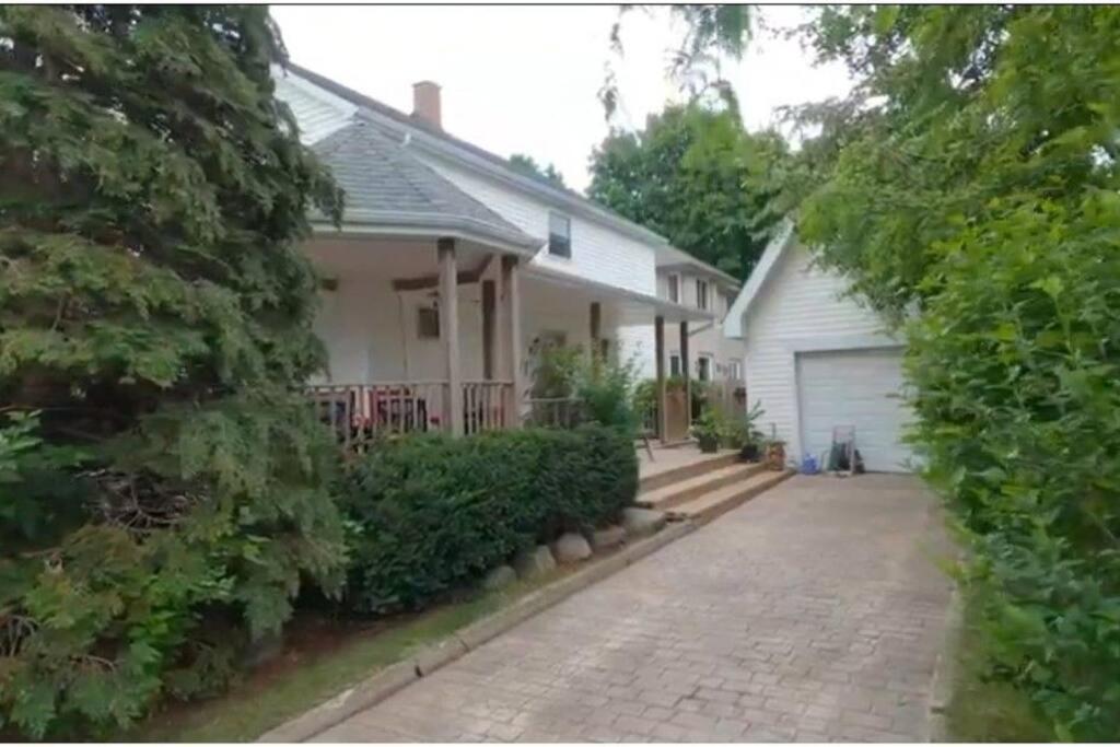 Garden 2 Storey House 나이아가라 폭포 외부 사진